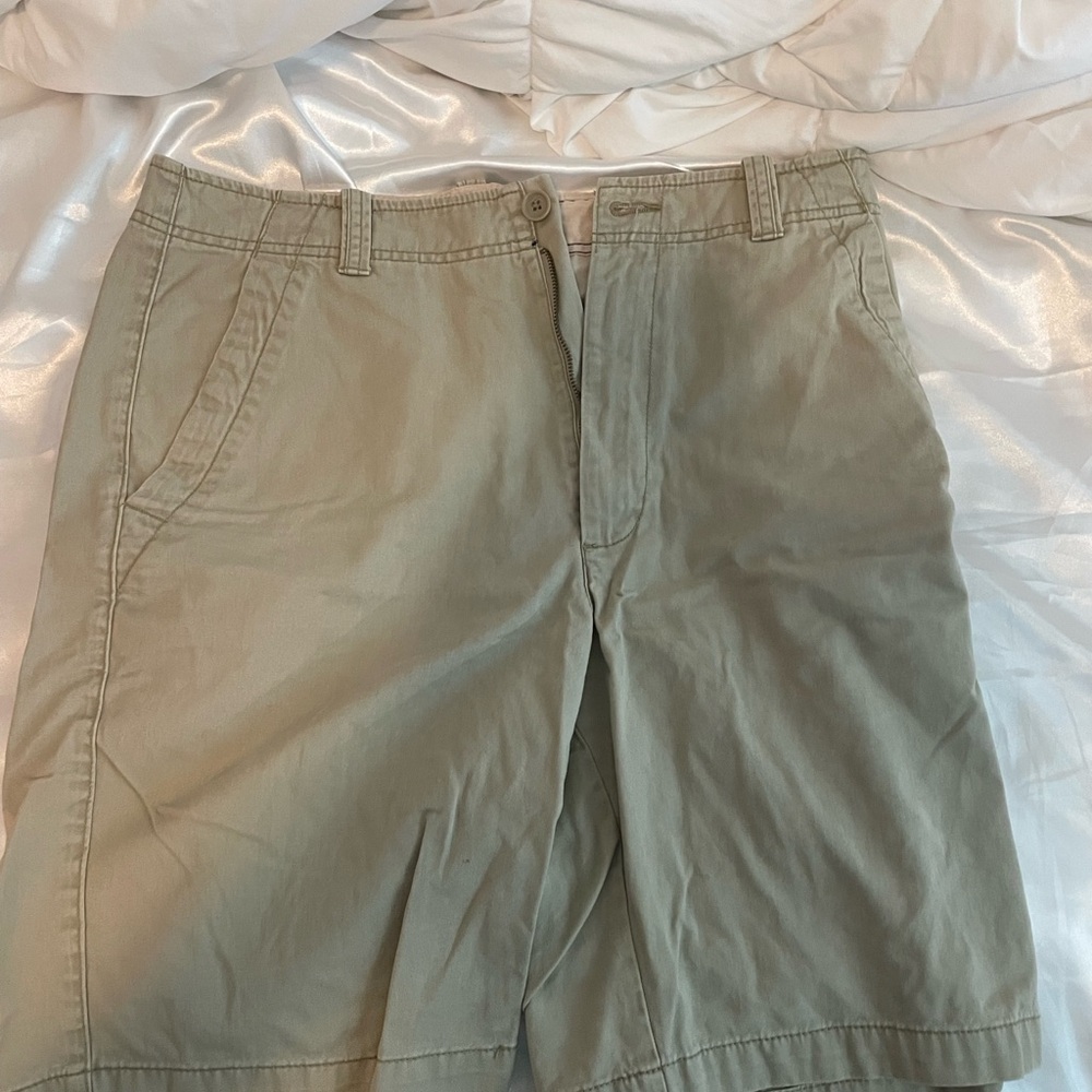 St. John’s bay men’s shorts size 34